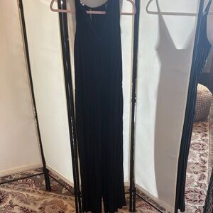 Elegant Black Sleeveless Jumpsuit